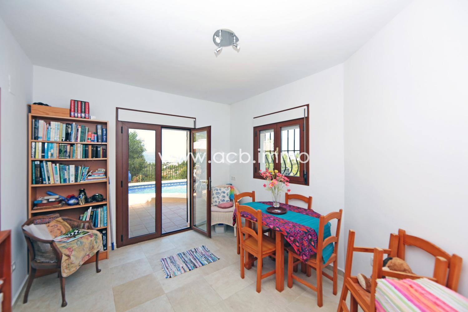 Image showcasing A vendre Villa de 3 chambres avec appartement d'invités à Monte Pego ...